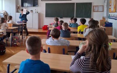 Željka Horvat-Vukelja u posjetu prvašićima