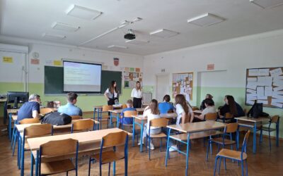 ISTI EKRAN, RAZLIČITI SVJETOVI